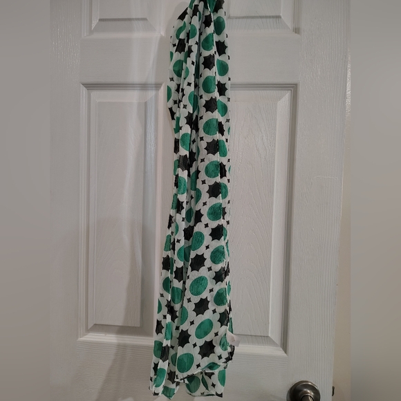 6 Piece Scarf Lot- From Winter Calvin Wrap , Wispy Lane Bryant,To Neckline Sheer - Picture 13 of 13